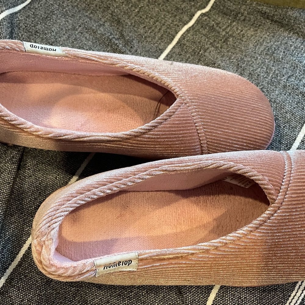 Slippers - Picture 2 of 2